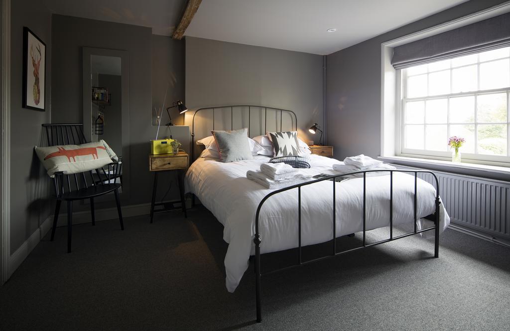 The Duke William Hotel Canterbury Room photo